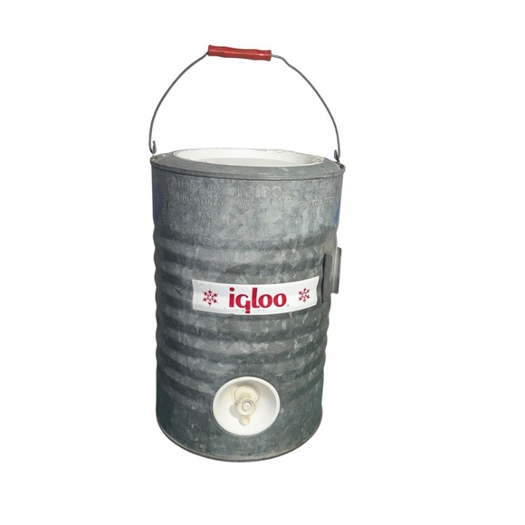 Vintage Igloo 3 Gallon Galvanized Steel Water Drink Cooler - Picture 1 of 13